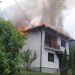 Jako nevrijeme zahvatilo Prijepolje, grom udario u kuću i zapalio je