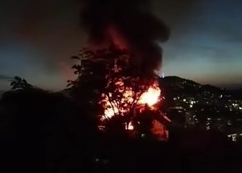 UBIO BRATA I SNAJU, ZAPALIO KUĆU, PA IZVRŠIO SAMOUBISTVO