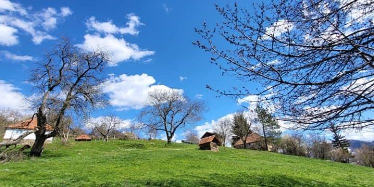 Sunčan i sparan dan pred nama, stiže nam veliko nevrijeme