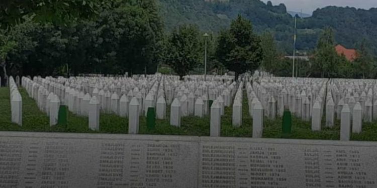 Izliv nacionalnog šovinizma u Novom Sadu: Plakate za obilježavanje oslobođenja Srebrenice
