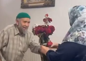Prava ljubav nezna za godine, ona traje do kraja života. Pogledajte video