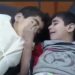 Palestinski ranjeni dječak se oprašta od poginulih brata VIDEO