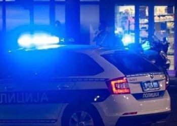 Dvoje auta oštećeno kiselinom, napadač i motivi nepoznati. Građani zabrinuti