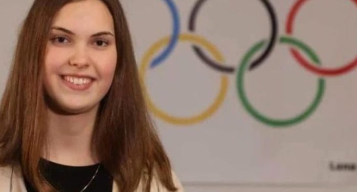 Lana Pudar nosi zastavu BiH na zatvaranju OI u Parizu