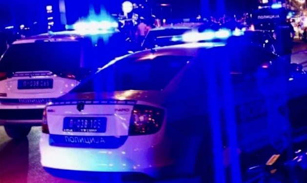 Novi Pazar: Akcija policije, kontrolisani ugostiteljski objekti i vozila. Zaplenjeni noževi, droga