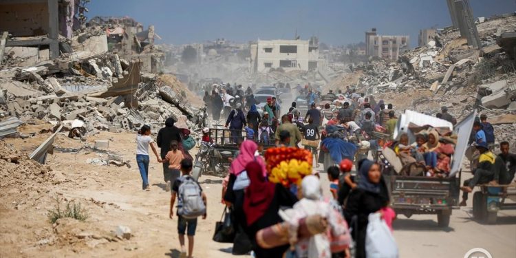 Zbog stalnih napada izraelskih agresora na Khan Younis, preko 182.000 Palestinasa bez krova nad glavom