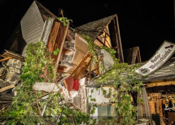 Srušio se hotel u Njemačkoj, jedna osoba poginula 8 ispod ruševina