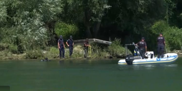 Prevrnuo se čamac sa migrantima, 10 žrtava izvučeno iz Drine a među njima beba od 9 mjeseci