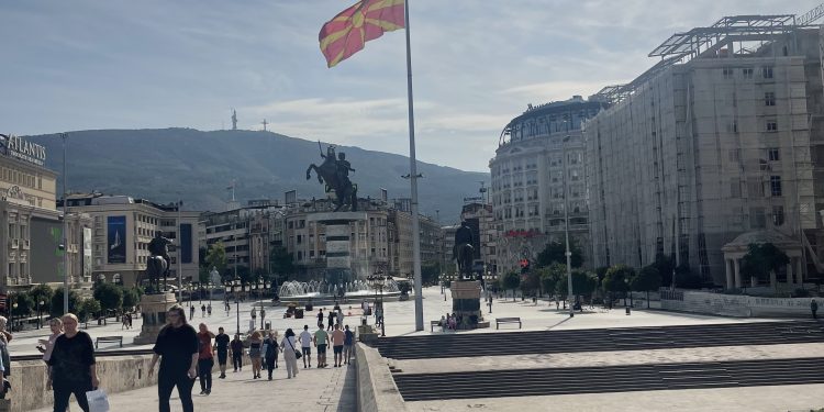 Nastavlja toplotni talas, sparno i veoma toplo. Evo kad nam stiže osvježenje