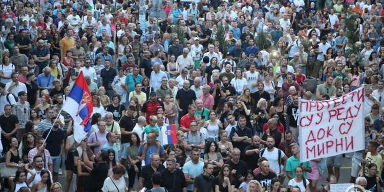Veliki narodni protest u Beogradu “Eko straže” protiv iskopavanja litijuma i hapšenja aktivista
