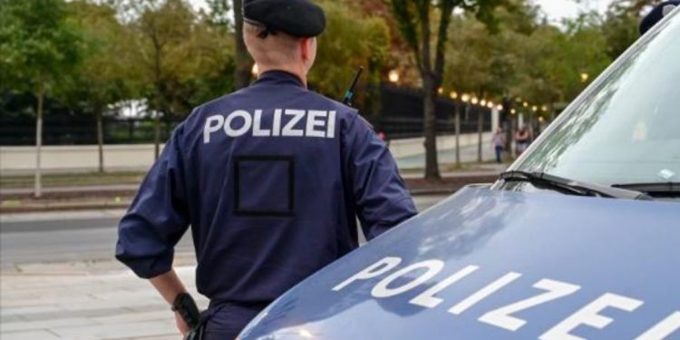 Djevojčica porijeklom iz Crne Gore optužena za planiranje terorizma u Austriji