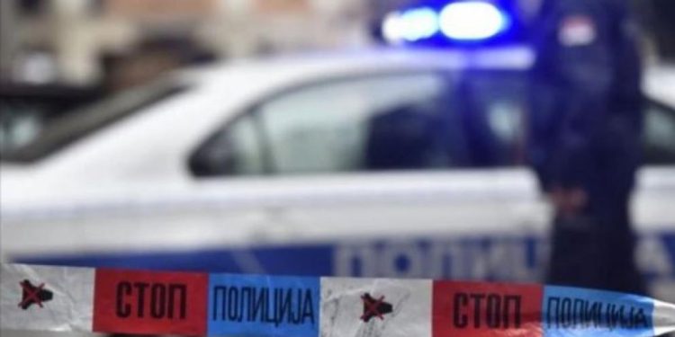 Slučajno aktivirao ručnu bombu pa nastradao, ženska osoba povređena