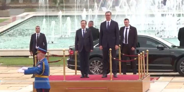 “Neutralna Srbija” 20 puta uvećala izvoz oružja izraelskim zločincima, šta se krije iza sastanka