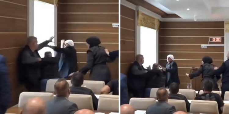 Incident za vrijeme zasjedanja SO Sjenica, Kamberović gađao Aljovića