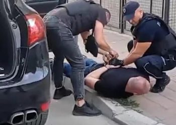 Crna Gora: Dva državljanina Srbije uhapšena po Interpolovoj potjernici