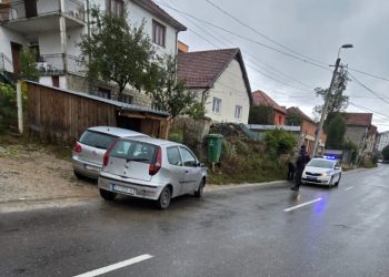 Tutin: Udes u ulici Hamzagića, učestvovala dva automobila