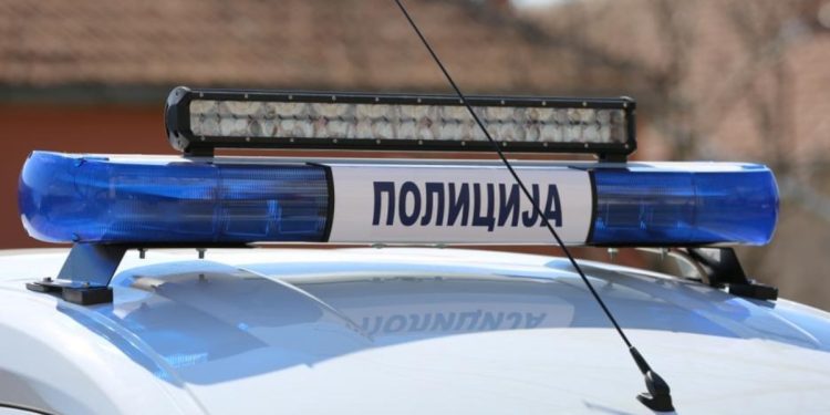 Tutin: U vikendici B.J. (1995) pronađena automatska puška sa tri okvira