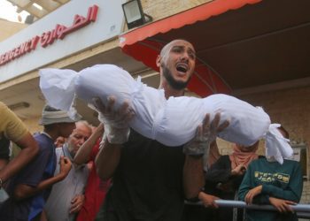 Gaza: Bombardovano sklonište i kuće na više lokacija, 21 ubijeno i mnogo ranjeno