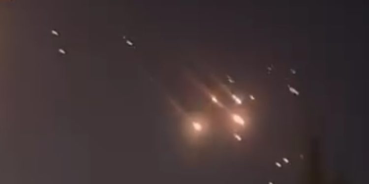 Iran lansirao rakete na Izrael VIDEO