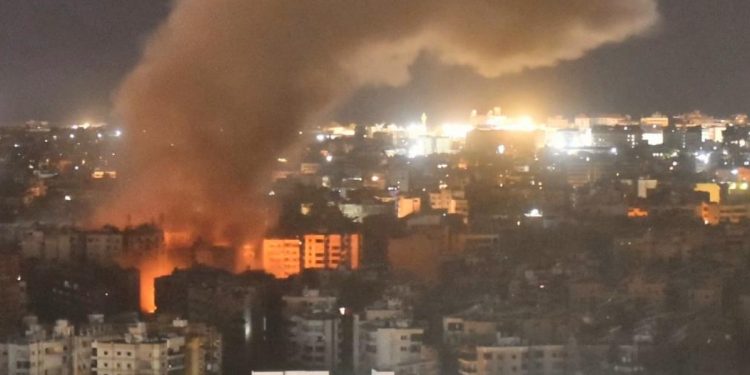 Izrael izveo jake vazdušne napade na Bejrut, u kopnenim borbama Hezbollah bolji