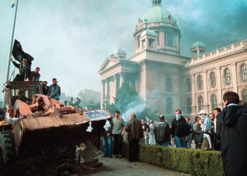 Dvadeset i četiri godine od 5. oktobra – Dileme i razočaranja