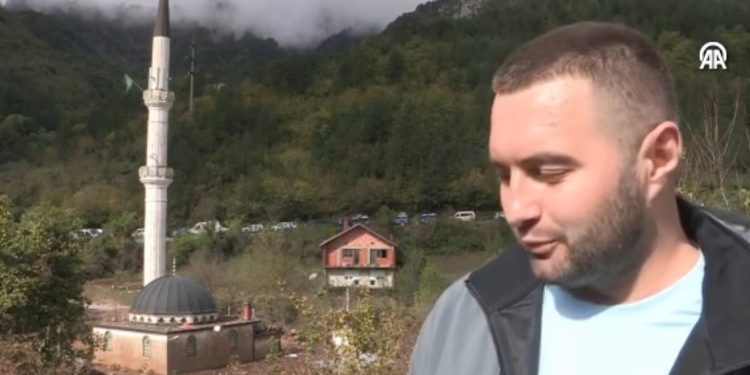Herojstvo supruge imama džamije u Jablanici, sa malim djetetom preplivala do krova džamije