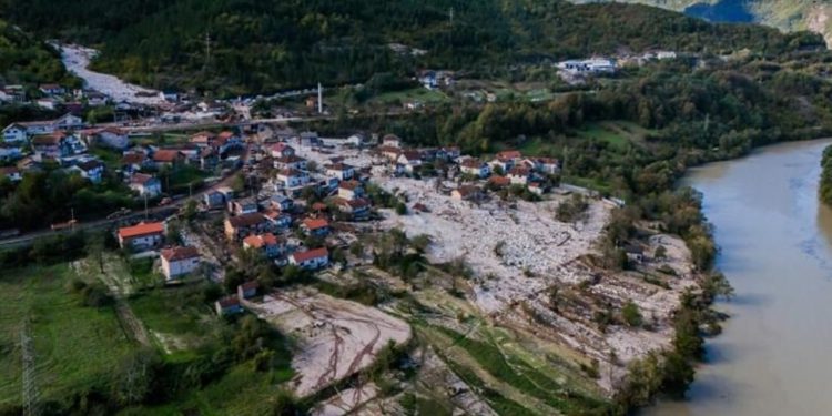 Zbog najavljenih padavina naređena hitna evakuacija mještana Jablanice i Konjica