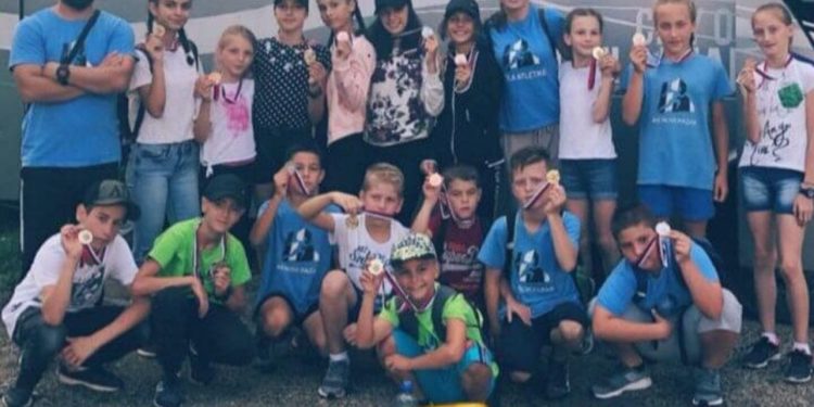 Atletičari Novog Pazara uspješni na Krosu RTS-a u Leskovcu