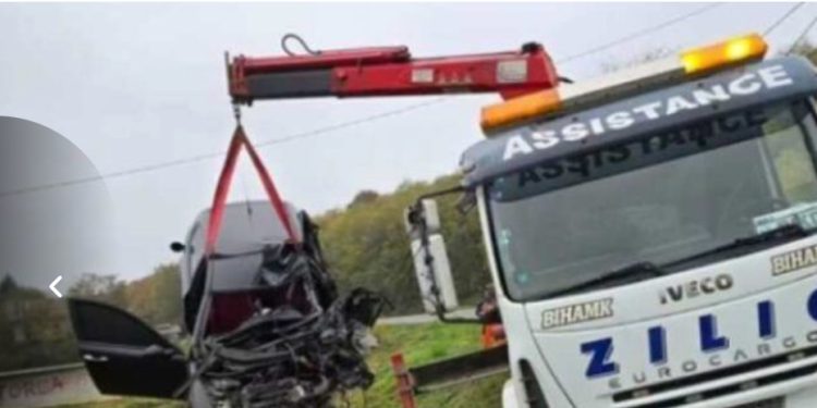Auto smrskano, Emrah A. stradao u sudaru sa teretnim vozilom