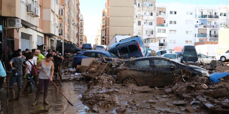 Tragedija u Španiji: Najveće poplave u novijoj istoRoki odnijele preko 211 žrtava