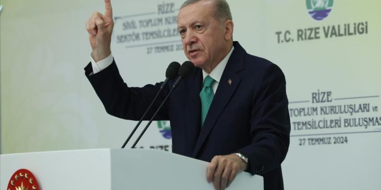 Erdogan poziva islamski svijet na jedinstvo u podršci Palestincima i Libancima