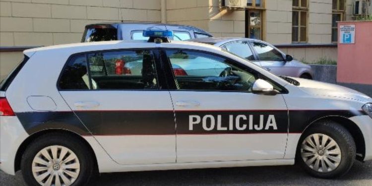 Tragična porodična drama : Sin nožem ubio oca