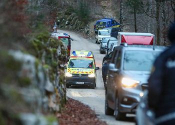 Mrtva beba pronađena na otpadu, policija blokirala šire područje