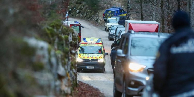 Mrtva beba pronađena na otpadu, policija blokirala šire područje