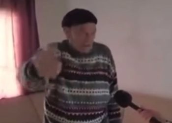 Sin ga pretukao a kasnije umirao osam sati u kanalu