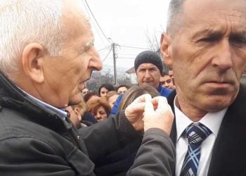 Direktor OŠ Avdo Međedović udario bivšeg direktora koji je završio u bolnici