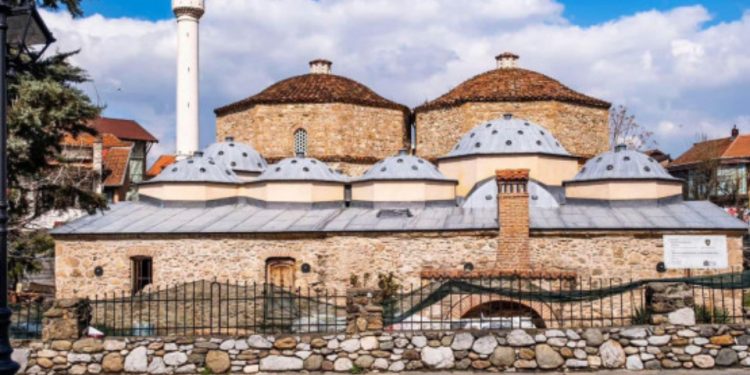 Vlada Aljbina Kurtija: Ulaganja u zaštitu islamske kulturne baštine na Kosovu