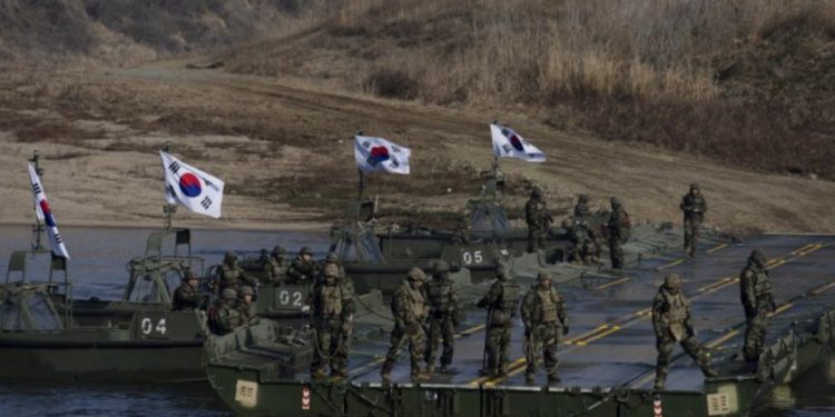 Predsjednik Južne Koreje proglasio ratno stanje zbog prijetnji Sjeverne Koreje