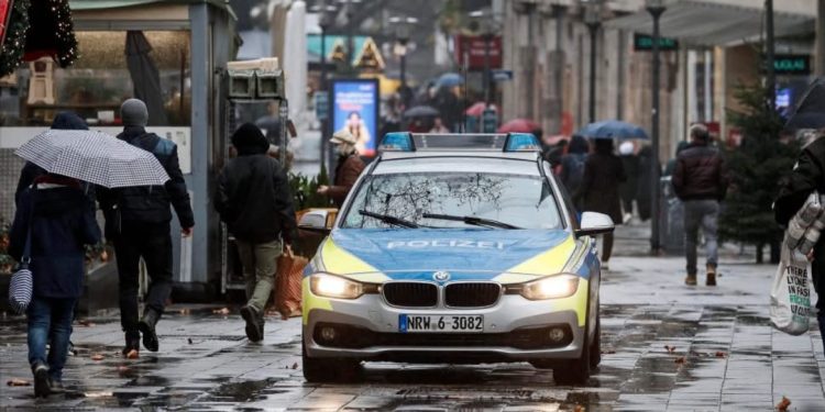 Dramatičan incident u Berlinu: Novopazarci u sukobu, najbolji drugovi potegli oružje