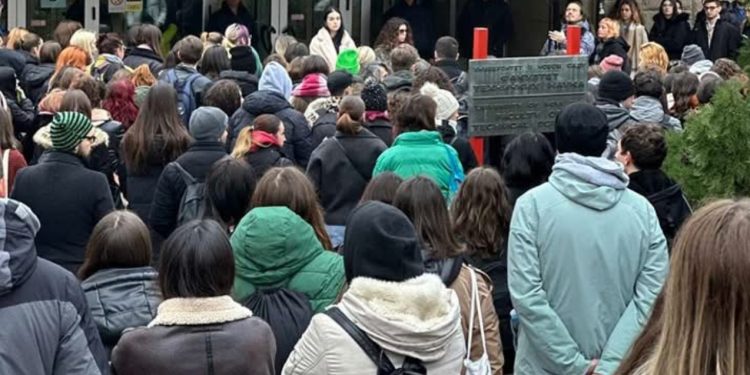 Milan Šta Protić o Studentskim protestima u Srbiji: Omladina ustala protiv vlasti!