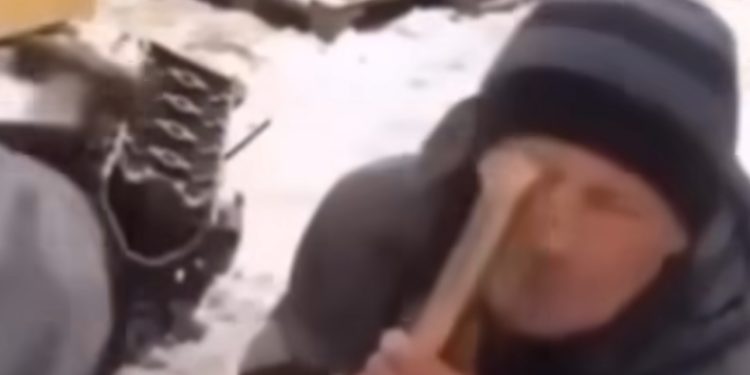 Kiropraktičar nasmijao region sa tehnikom namještanja nosa
