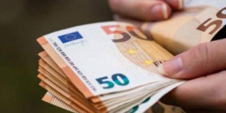 Kod J.D. iz Novog Pazara pronađen neprijavljen novac na graničnom prijelazu Brnjak