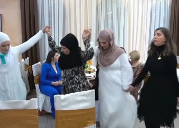 Nema svadbe bez tradicionalnog Turskog kola VIDEO