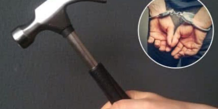 Stravičan napad sina na roditelje: Od teških povreda zadobijenih udarcem čekića prebačeni u bolnicu