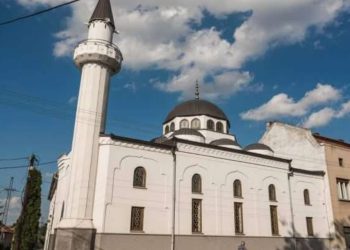 Snaga komšijske solidarnosti: Srbin pomogao džamiji ostaloj bez struje