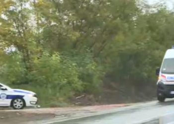 Teška saobraćajna nesreća, jedna osoba poginula a dvije bebe i dvije osobe povređene
