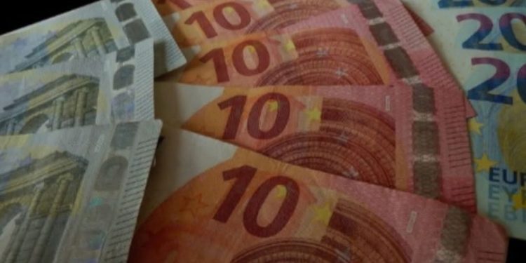 Opljačkan sef u marketu, odnijeto preko 11.000 eura