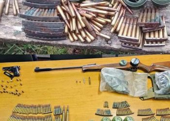 Velika zaplena oružja: Bombe, pištolji, municija i marihuana