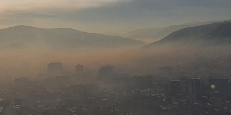Zagađenje vazduha u Novom Pazaru: Alarmantni podaci o smrtnosti