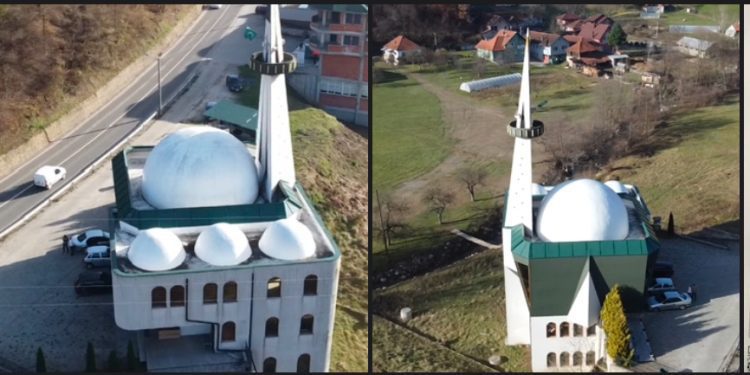 Džamija u Bajevici kod Novog Pazara poznata po neobičnoj arhitekturi